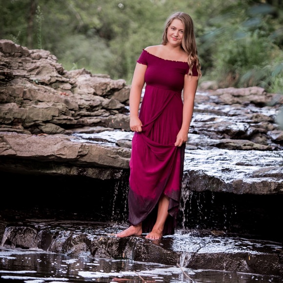 Dresses & Skirts - Off the Shoulder Maxi-dress